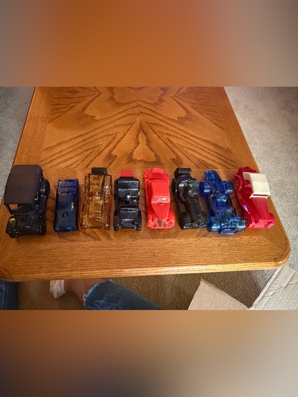 Avon Vintage Car Set (8)